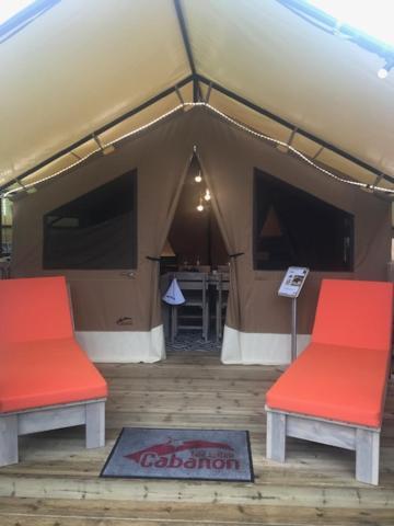 Oh! Campings - Camping Paradis A L'Ombre Des Tilleuls Peyrouse Exterior photo
